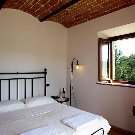 Agriturismo La Collina Пиенца Екстериор снимка