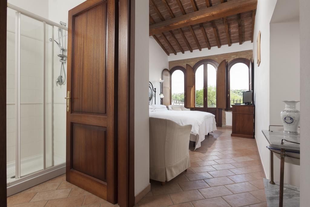 Agriturismo La Collina Пиенца Екстериор снимка