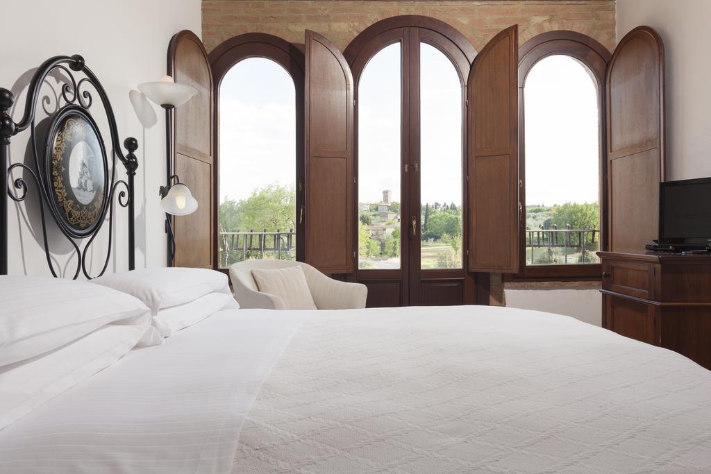 Agriturismo La Collina Пиенца Екстериор снимка