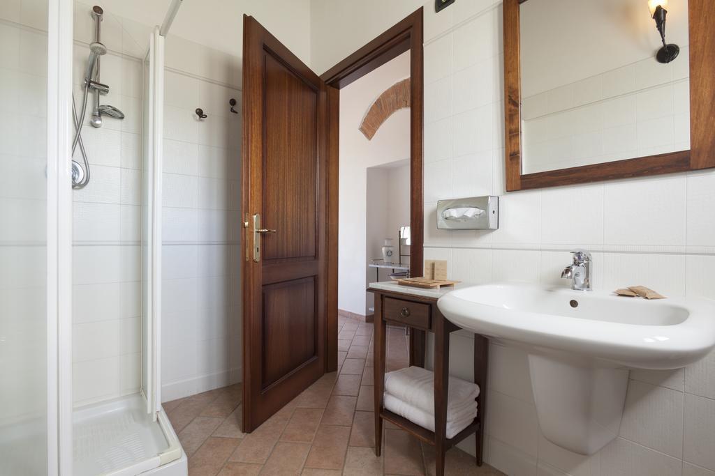 Agriturismo La Collina Пиенца Екстериор снимка