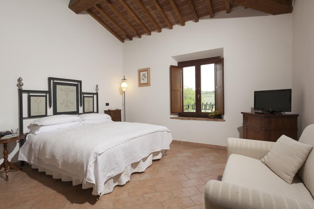 Agriturismo La Collina Пиенца Екстериор снимка