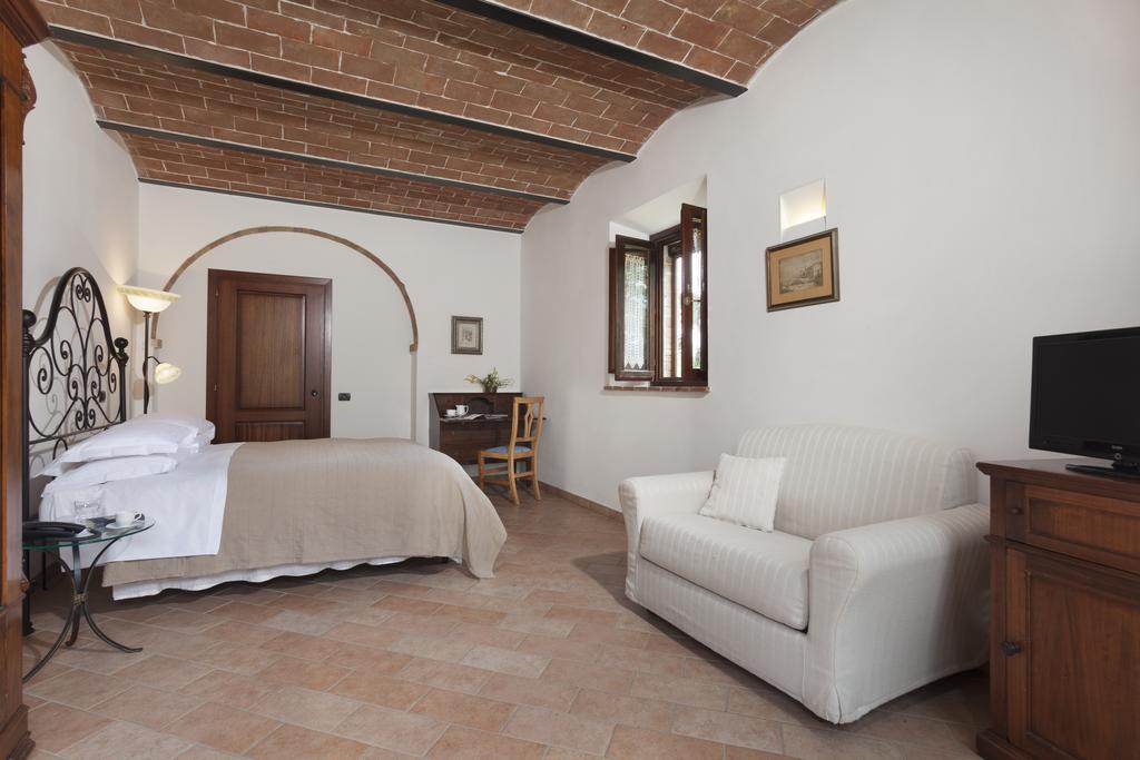Agriturismo La Collina Пиенца Екстериор снимка